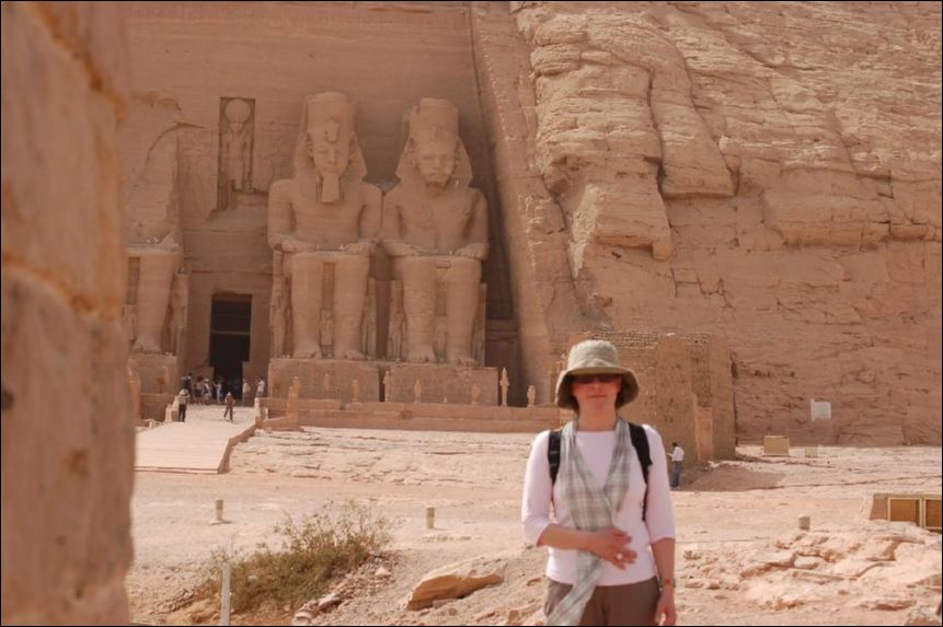 <i><b>Abu Simbel-038</b></i>